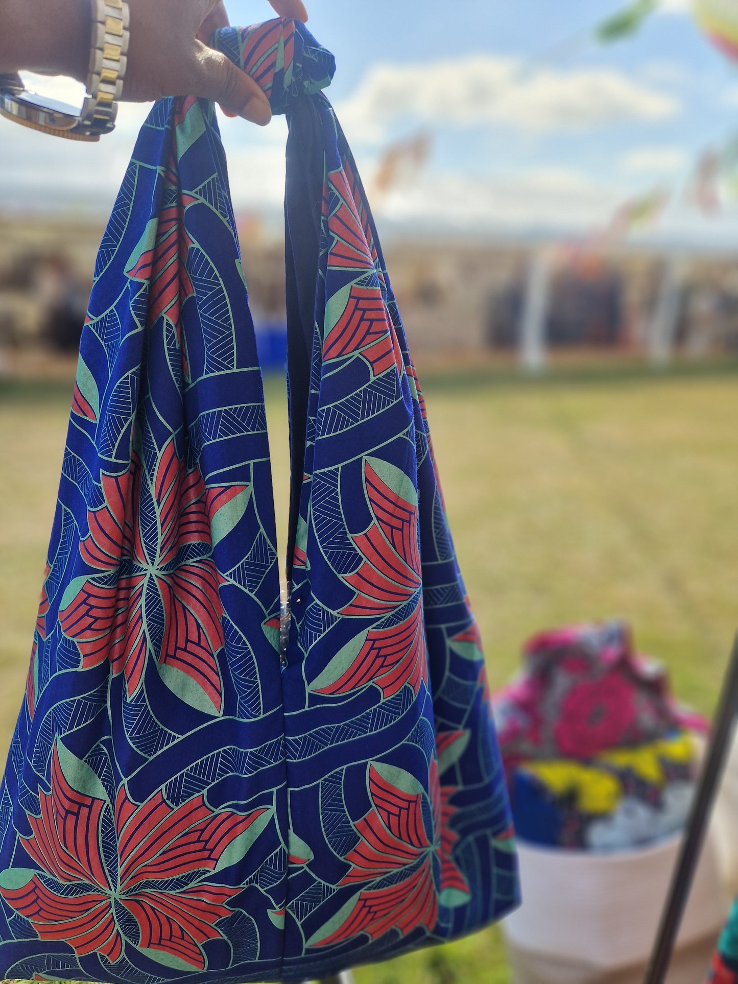 Large Knot Tote Bag