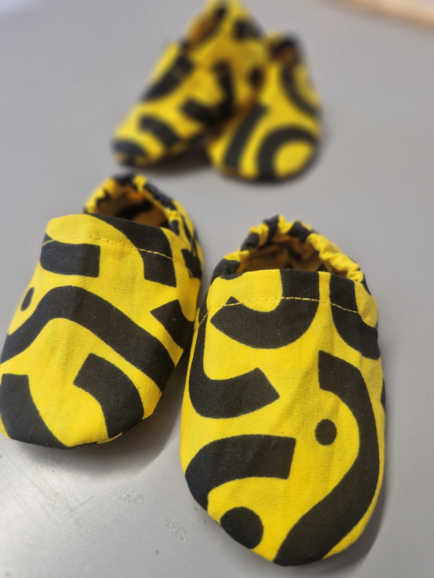 Baby Booties / Crib Shoes 0-12 months - Yellow
